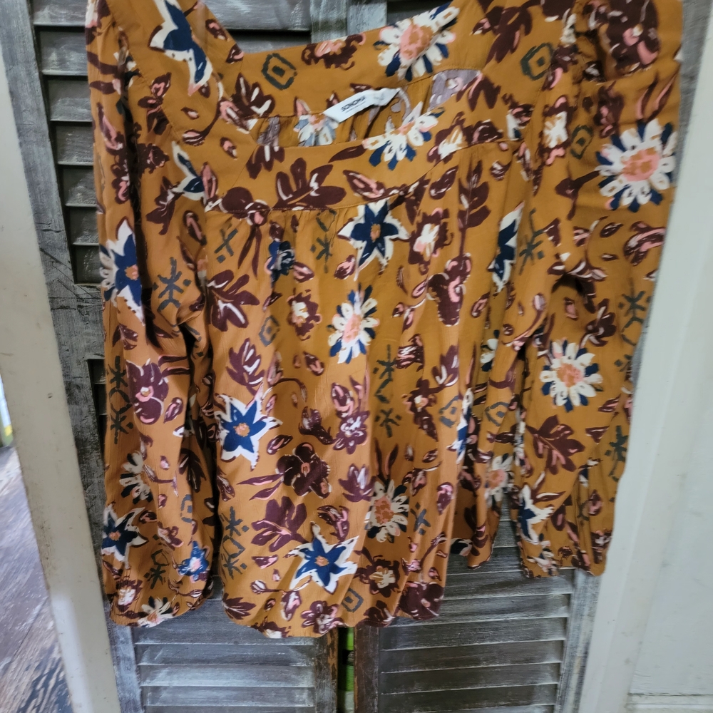 Floral Print Women's Blouse